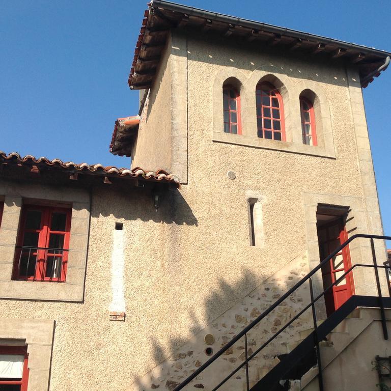 Hostal La Grange Terrou Saint-Germain-de-Confolens Exterior foto